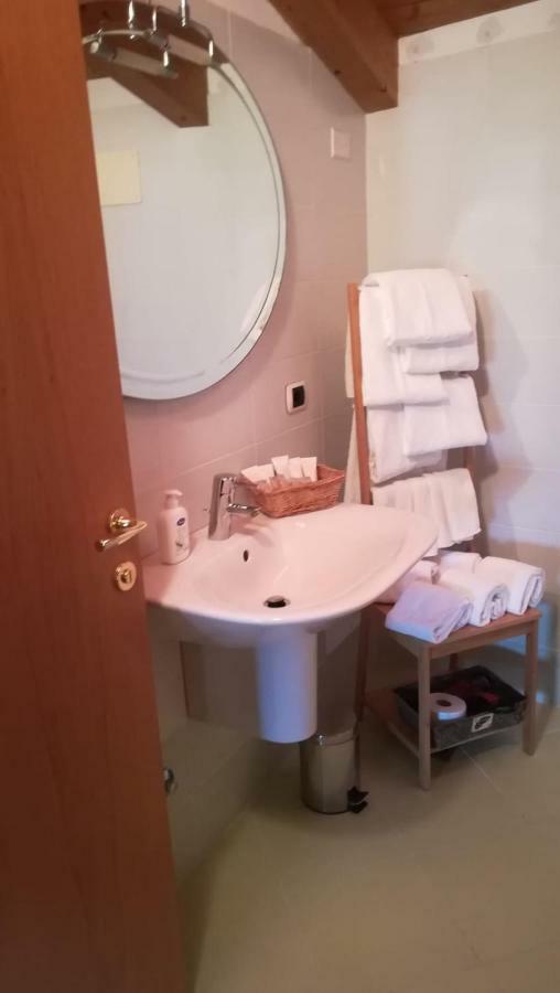 Camera Familiare con Bagno Privato